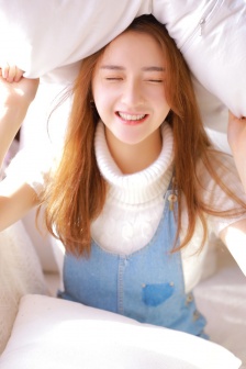 国子监来了个女弟子